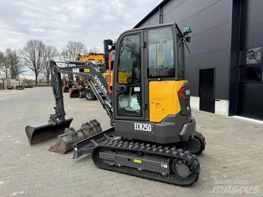 Volvo ECR25D Minigrävare < 7t