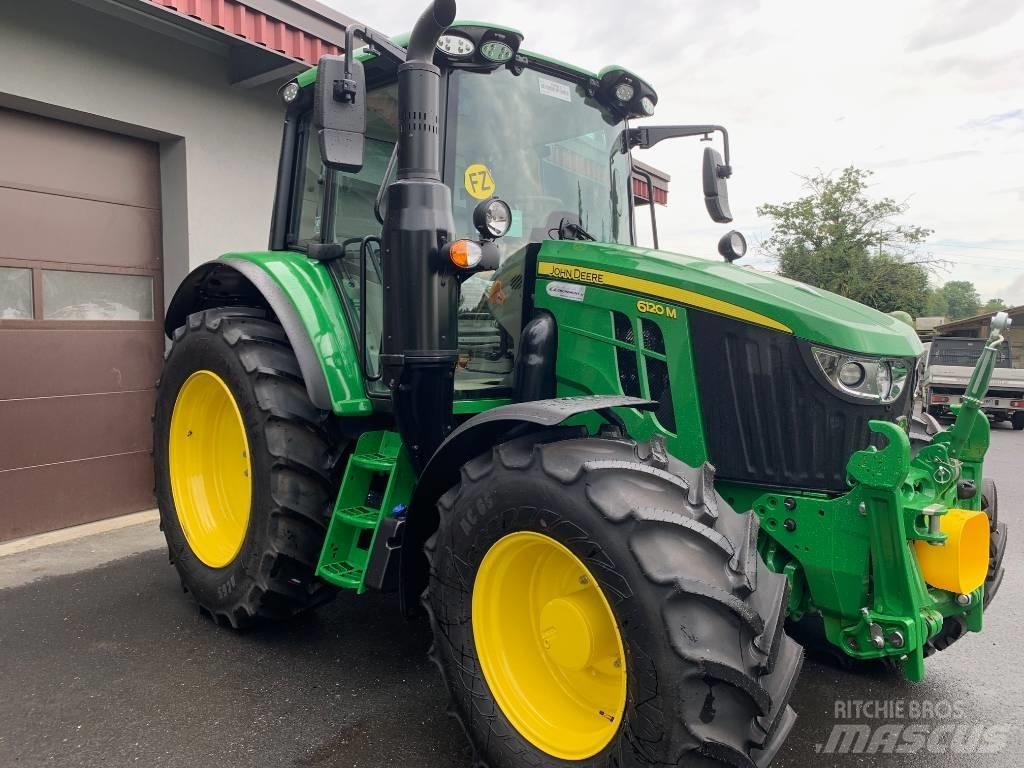 John Deere 6120 M Traktorer