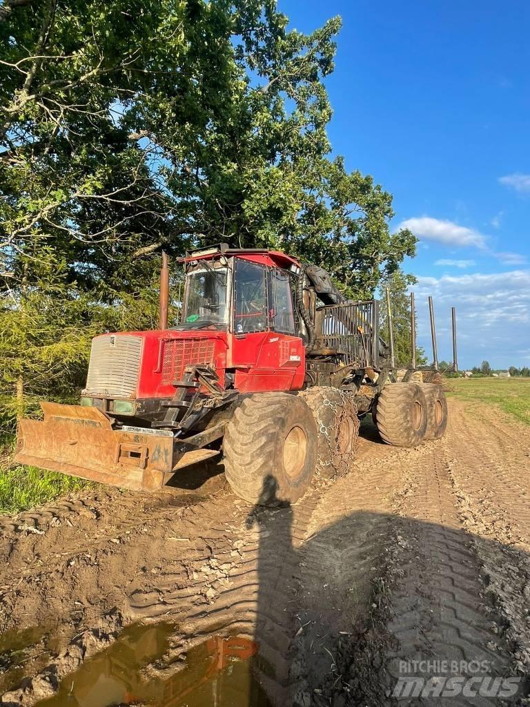 Valmet 890,2 Skotare