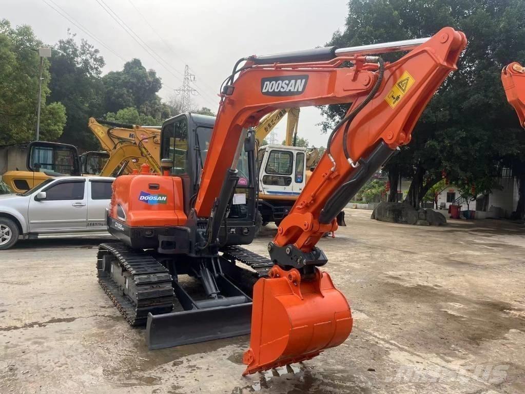 Doosan DX55-9C Minigrävare < 7t