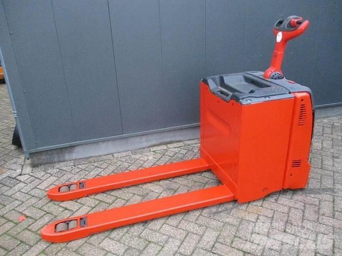 Linde T30 Låglyftare utan plattform