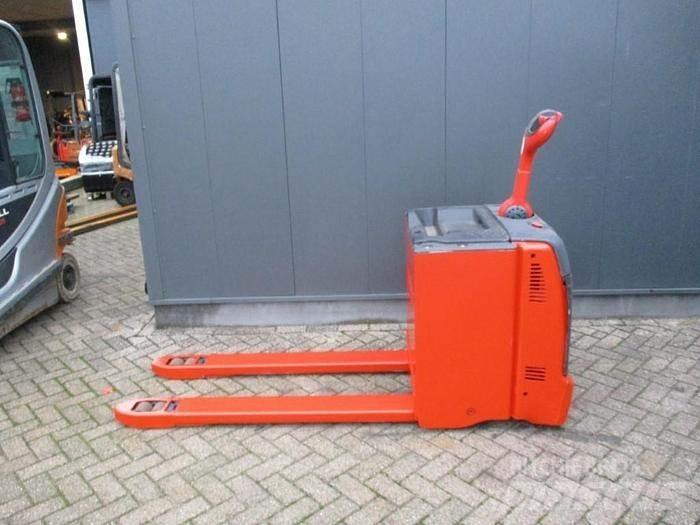 Linde T30 Låglyftare utan plattform