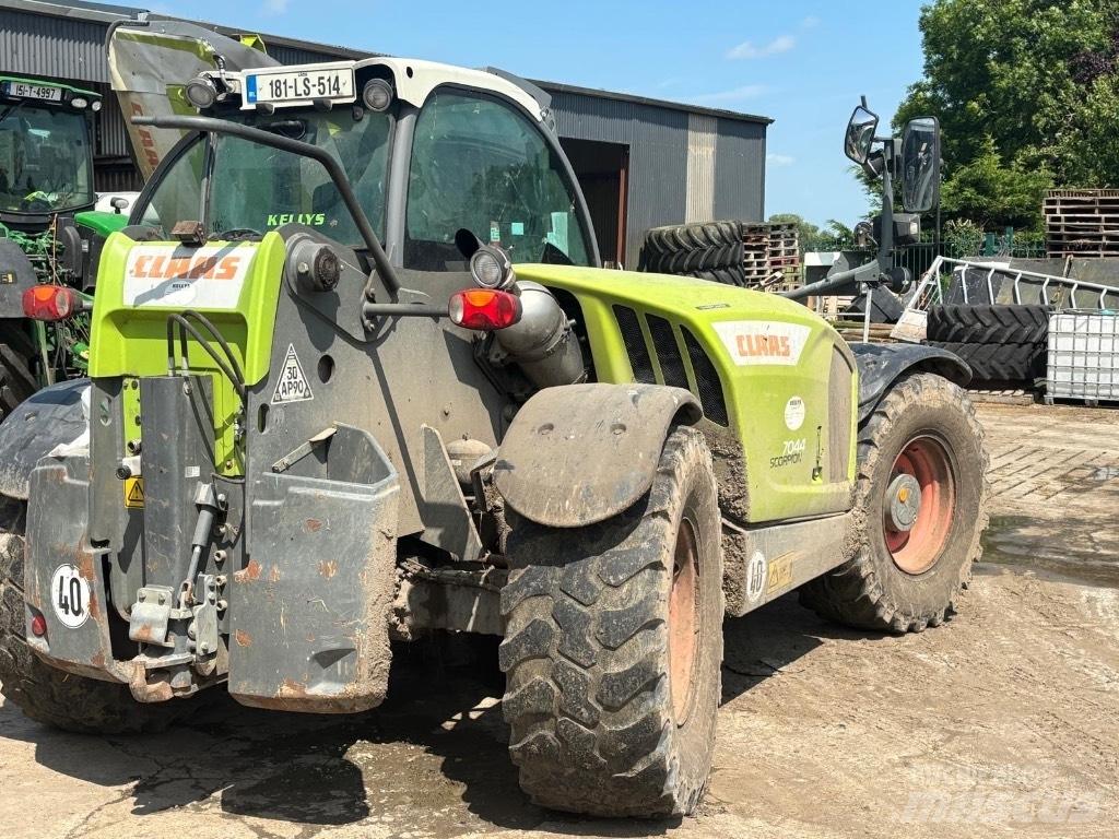CLAAS Scorpion 7044 Redskapsbärare för lantbruk