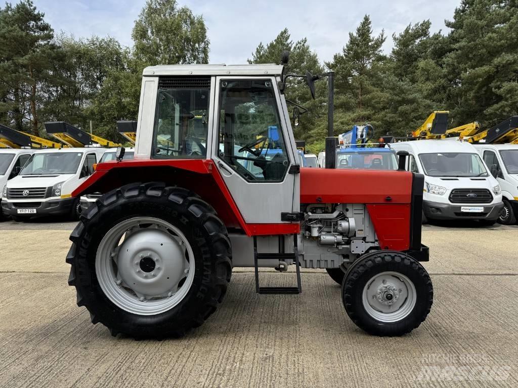 Massey Ferguson 690 Traktorer