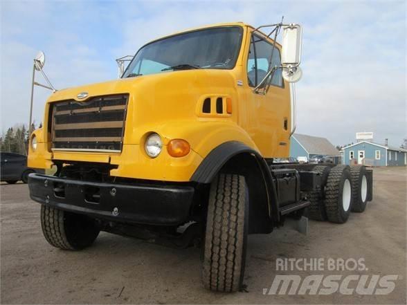 Sterling L7500 Chassier