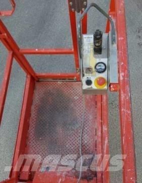 SkyJack SJ 12 Saxliftar