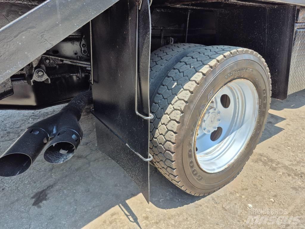 Ford F 550 Flakbilar/Pickuper
