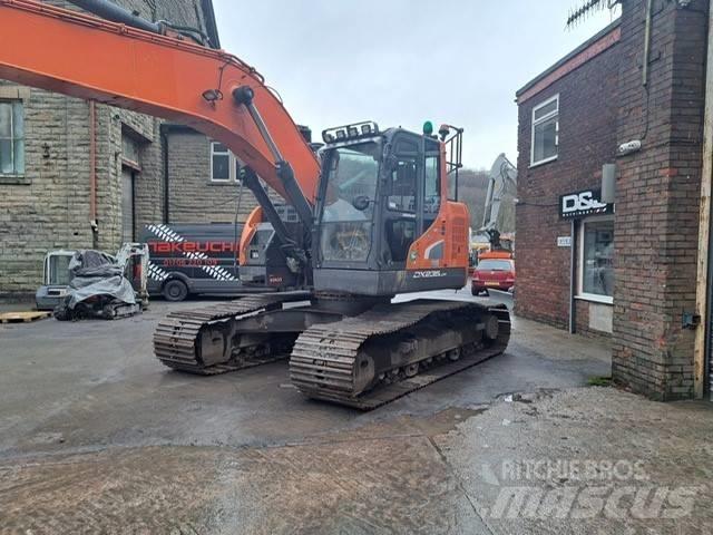 Doosan DX 235 LCR-5 Bandgrävare