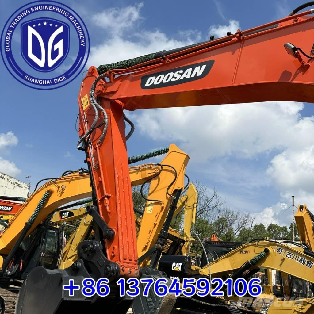 Doosan DX300LC-9C Bandgrävare