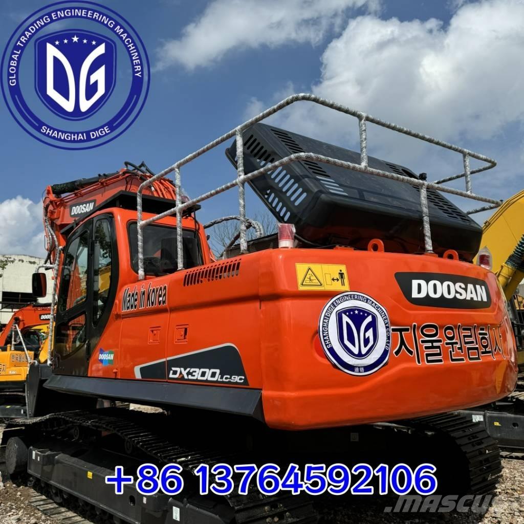 Doosan DX300LC-9C Bandgrävare