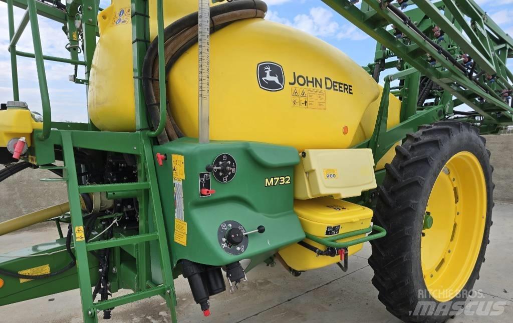John Deere M 732 Dragna sprutor