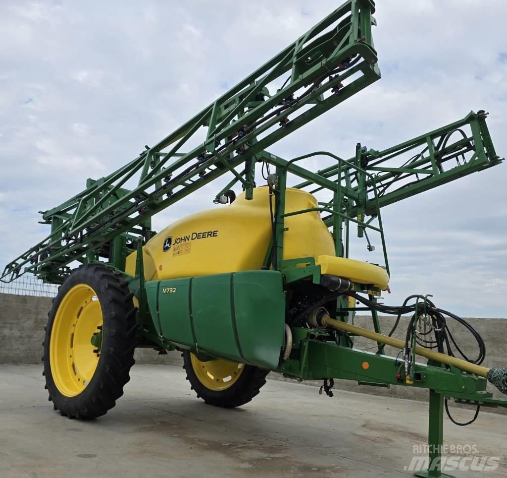 John Deere M 732 Dragna sprutor