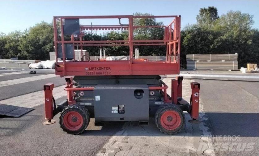 SkyJack SJ 6832 RT Saxliftar
