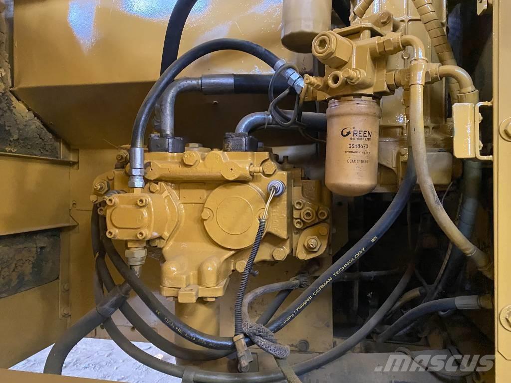 CAT 320 C Bandgrävare