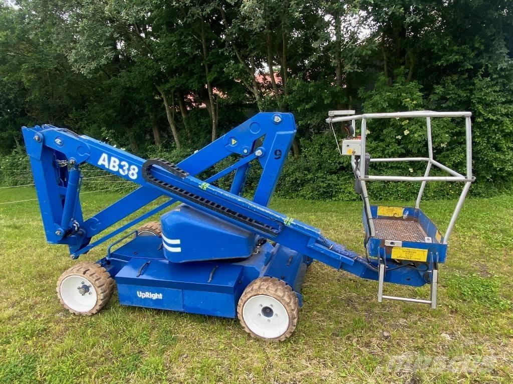 UpRight AB38N Bomliftar