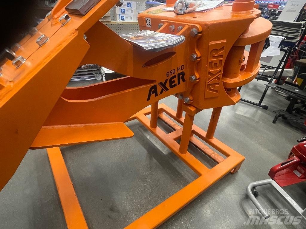 Axer 650 Griplastare och kranar