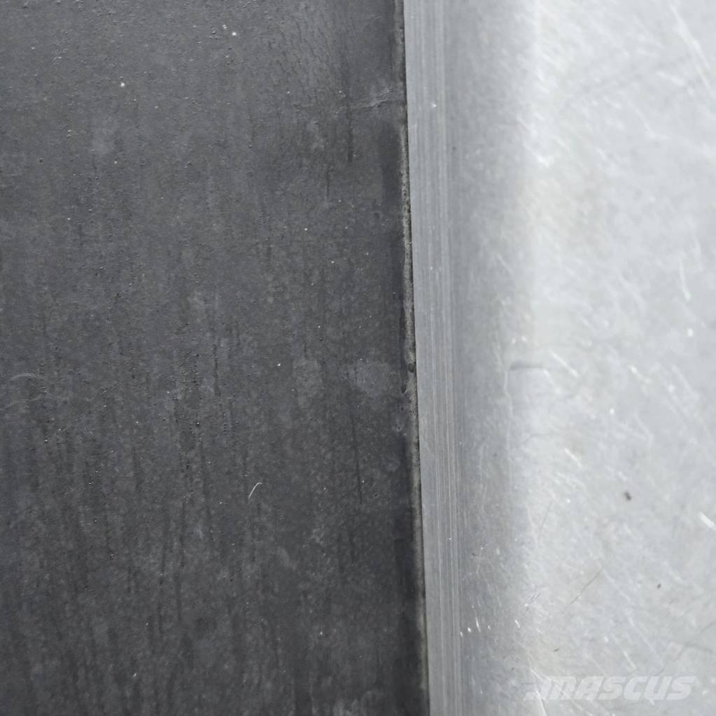 Kässbohrer PB 600 Snöplogar