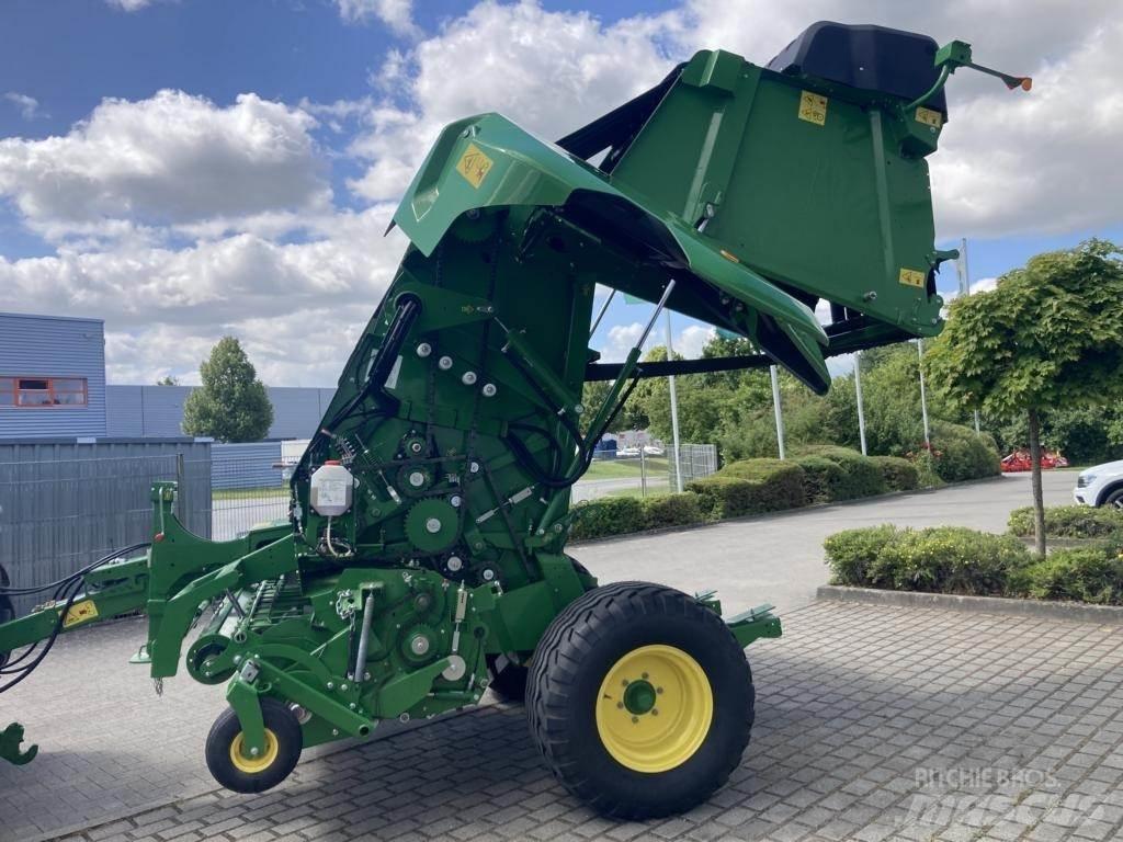 John Deere V461M Rundbalspressar