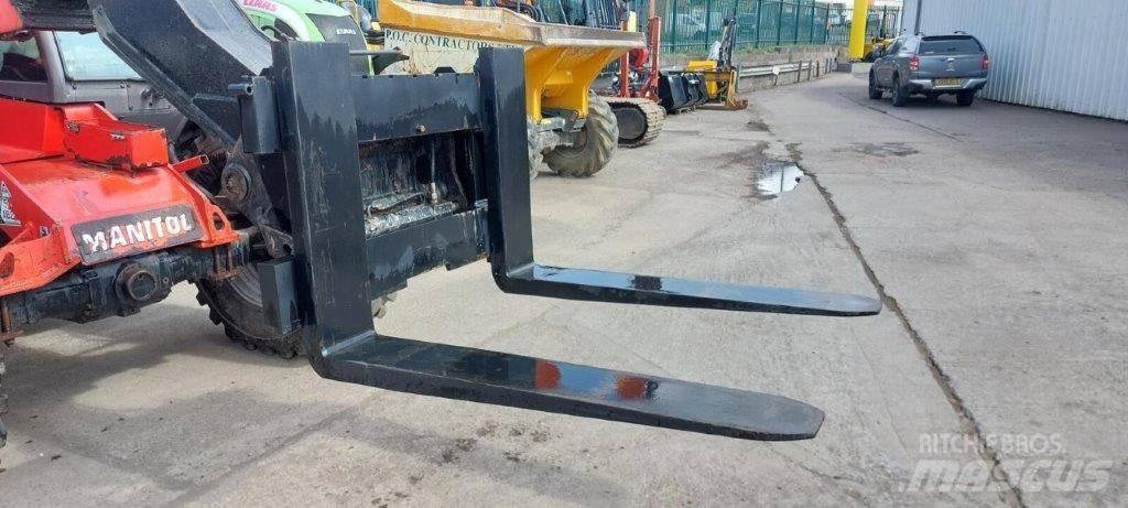 Manitou PFB Teleskoplastare