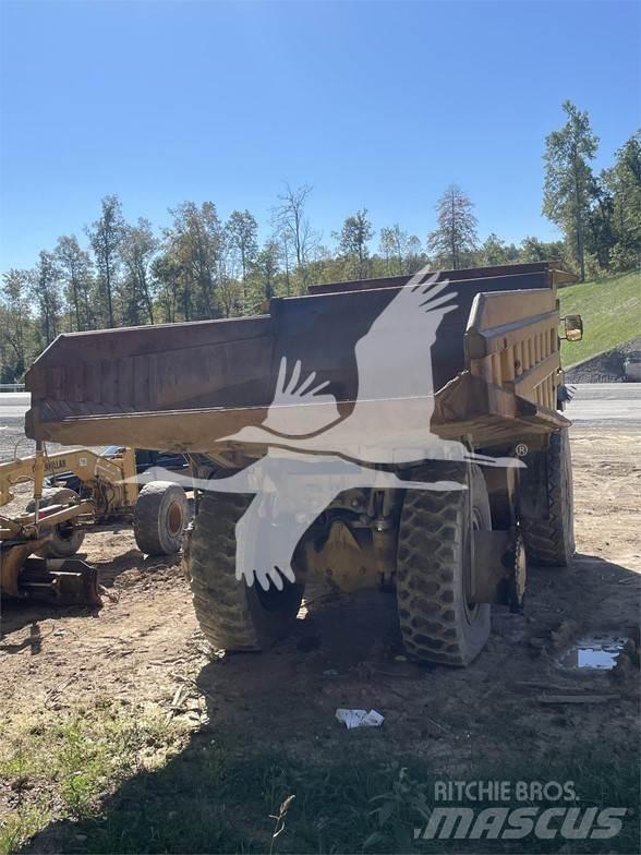 CAT 777B Midjestyrd dumper