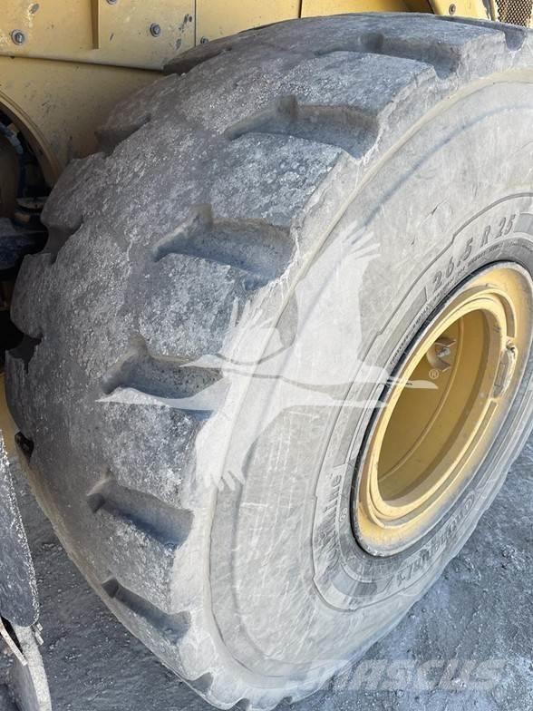 CAT 966M Hjullastare