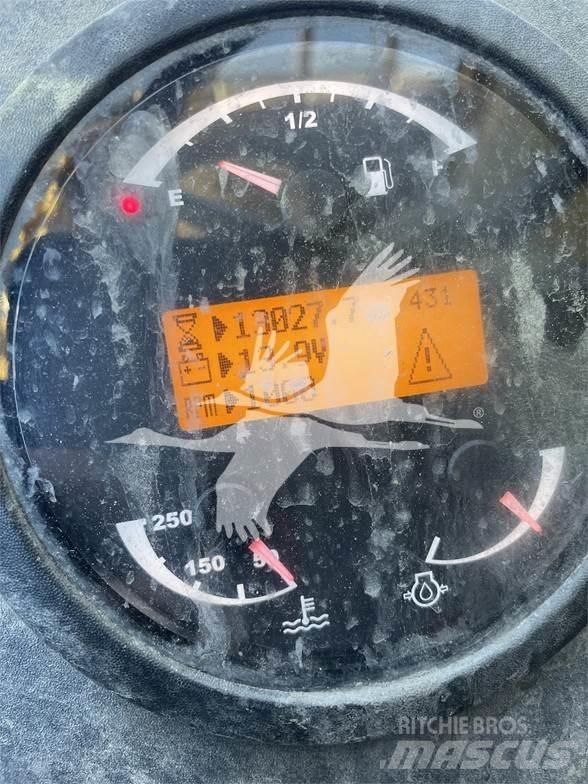 CAT TL1055 Teleskoplastare