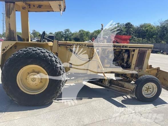 Huber M850A Väghyvlar