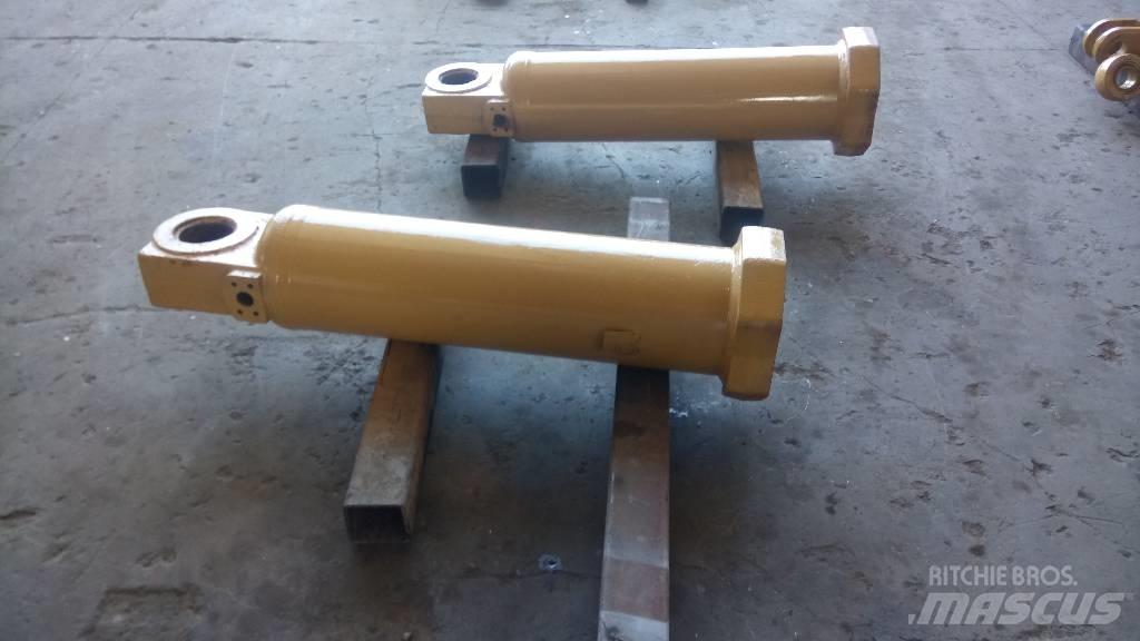 CAT 988 B Hydraulik