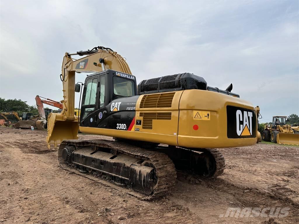 CAT 330 D L Bandgrävare