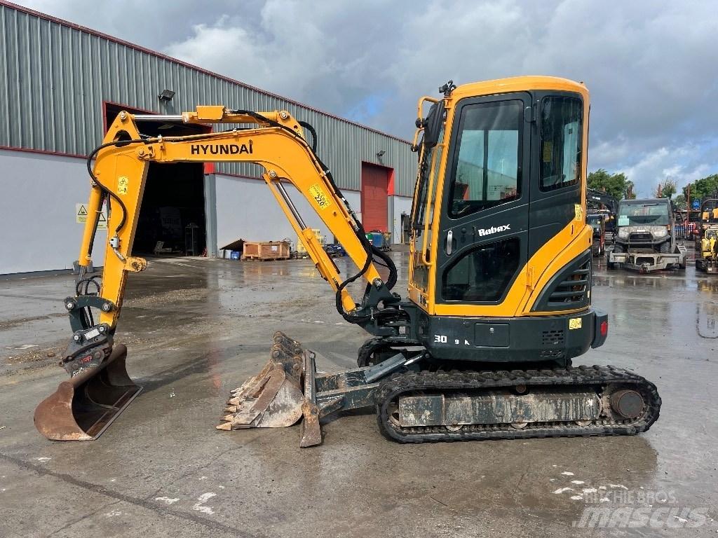 Hyundai R30 Z-9AK Minigrävare < 7t