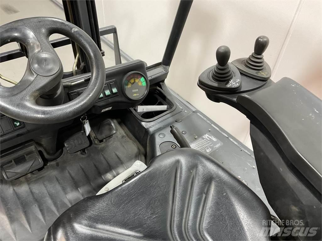 Linde E20 Elmotviktstruckar