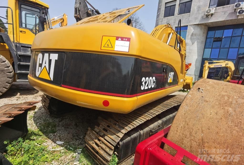 CAT 320 C L Bandgrävare