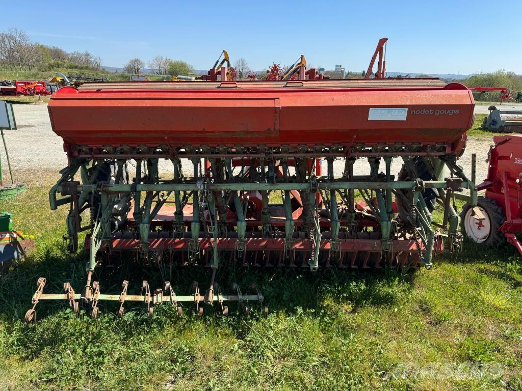 Kuhn NODET + HRB301 Kombisåmaskiner