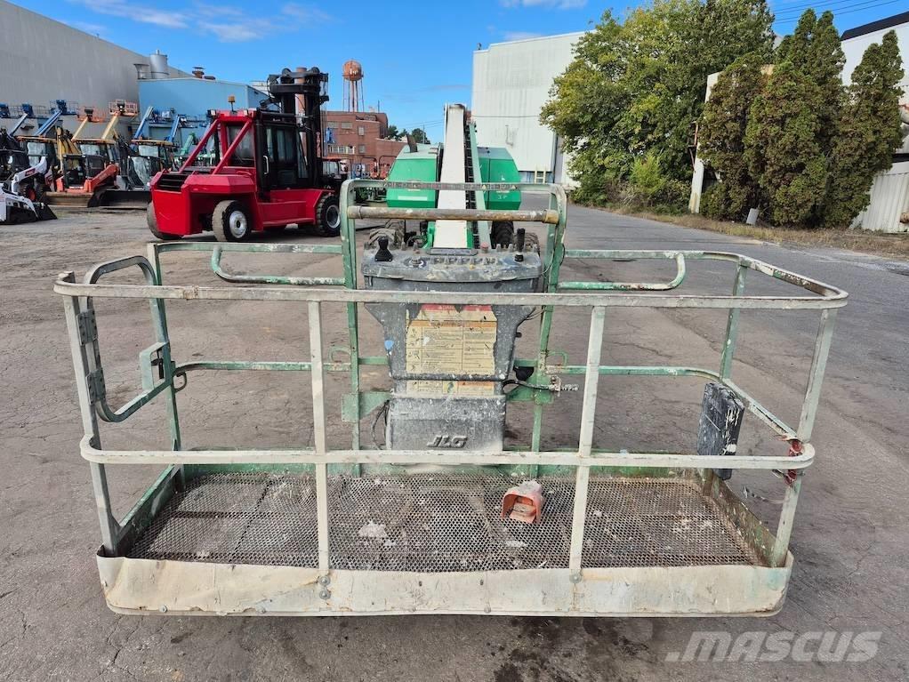 JLG 800 S Teleskop bomliftar