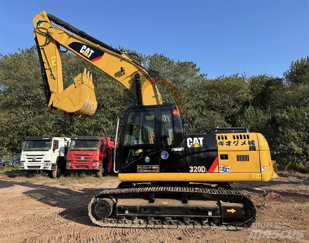 CAT 320 D L Bandgrävare