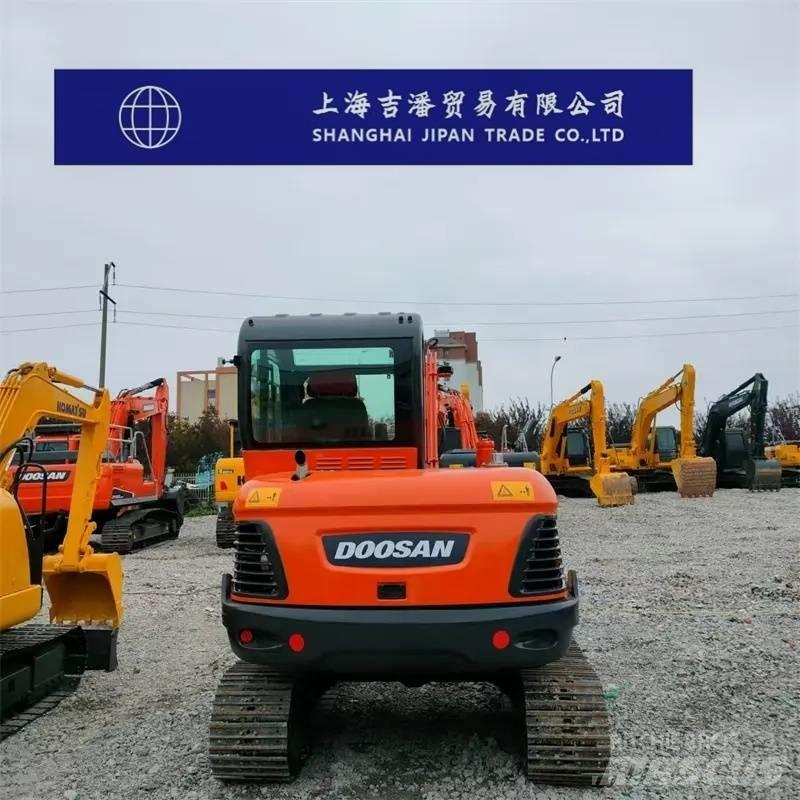 Doosan DX 60-9C Bandgrävare