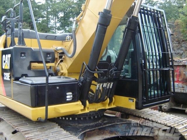 CAT 320 E Bandgrävare