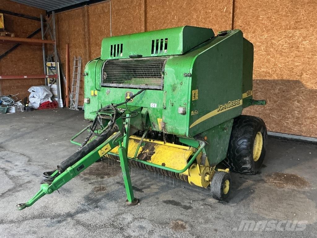 John Deere 578 Rundbalspressar