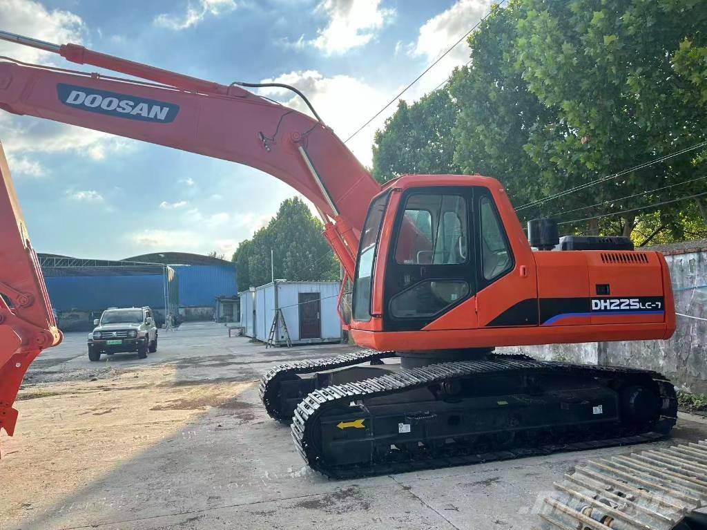 Doosan 225 Bandgrävare
