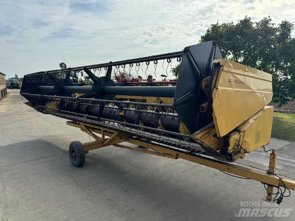 New Holland TX 36 Skördetröskor