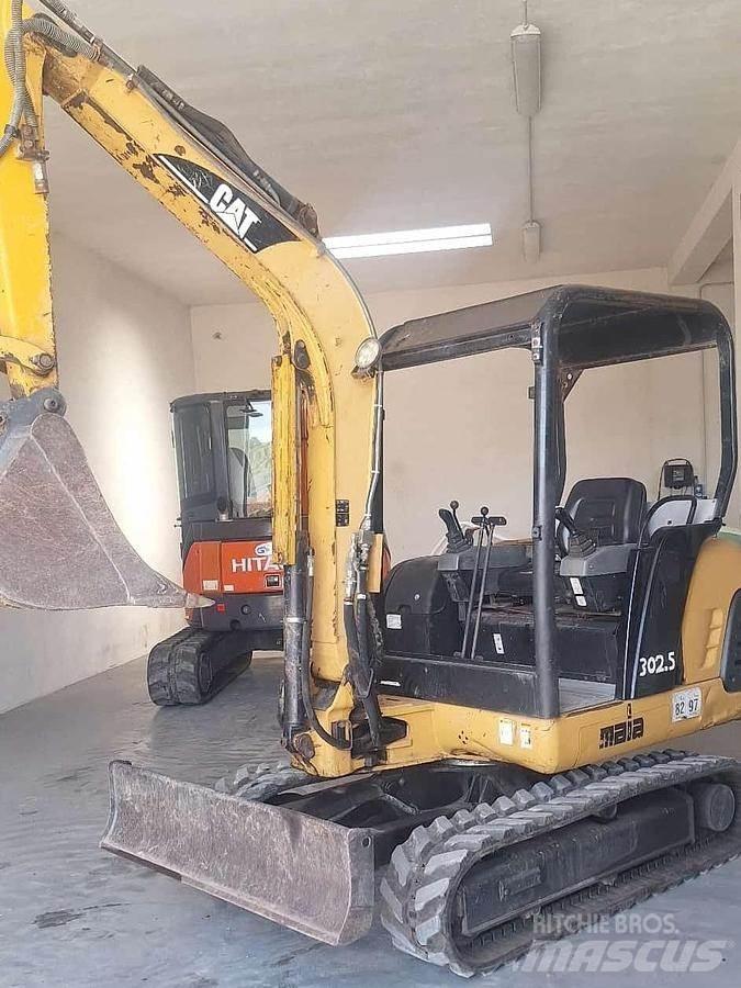 CAT 302.5 Minigrävare < 7t