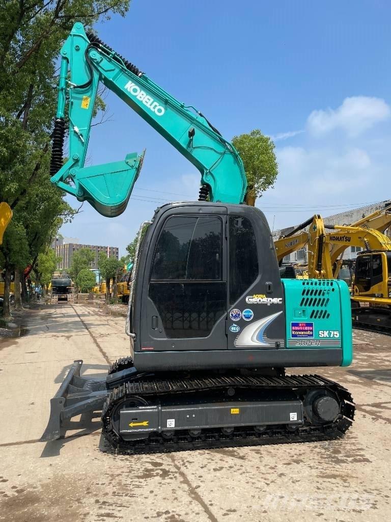 Kobelco SK 75 Minigrävare < 7t
