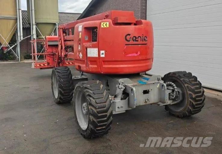 Genie Z45/25 Bomliftar