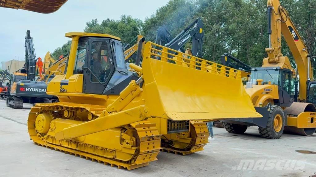 Komatsu D 65 PX-12E Bandschaktare