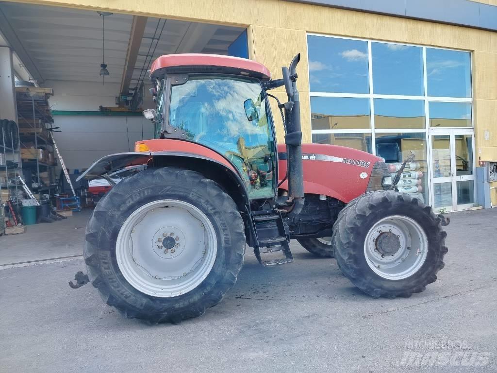 CASE MXU135 Traktorer