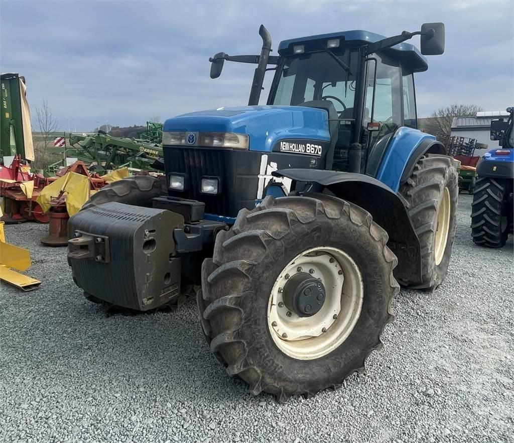 New Holland 8670 Traktorer