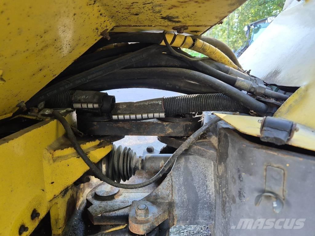 Wille 445 Kompakttraktorer