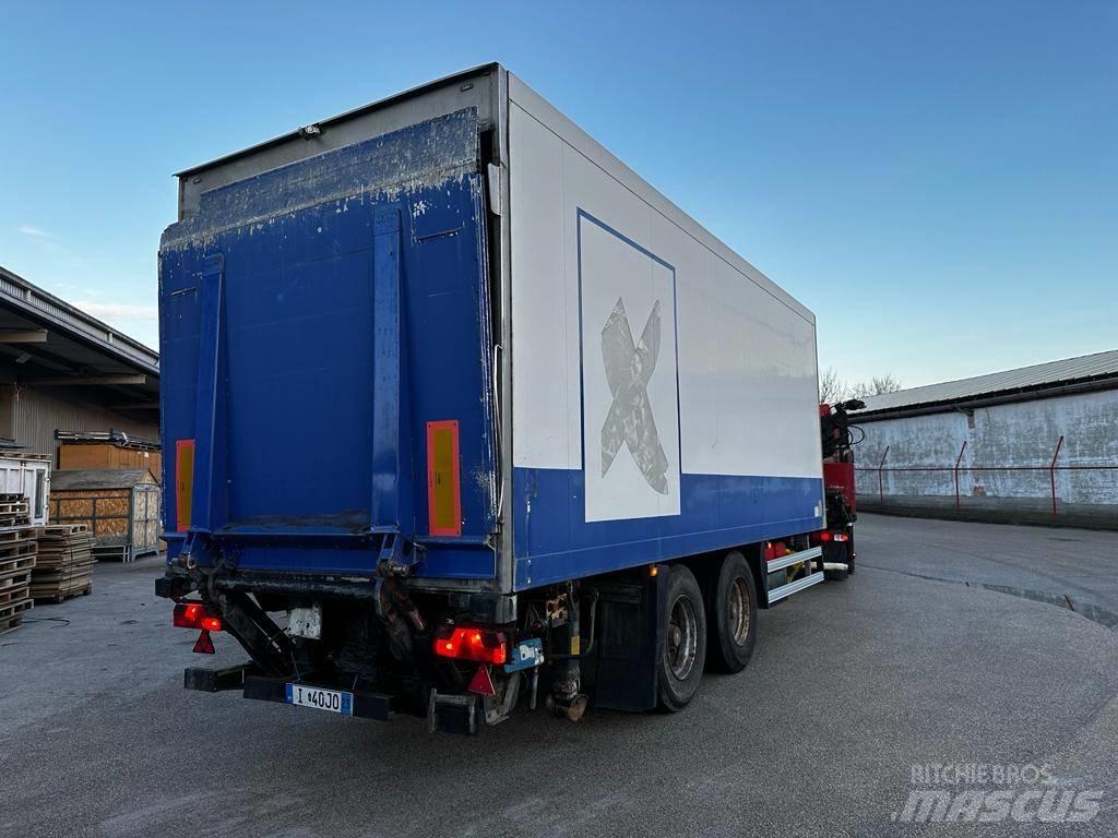 Schmitz HG152 Skåpsläp