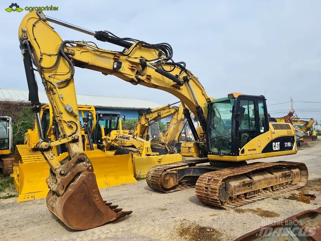 CAT 319 D L Bandgrävare