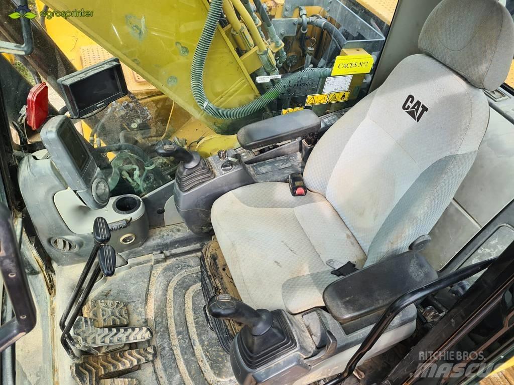 CAT 319 D L Bandgrävare
